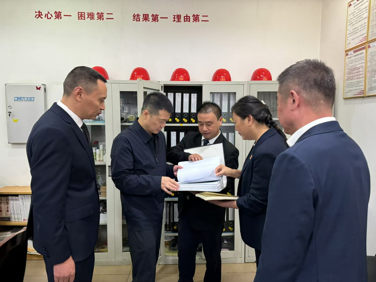 省尊龙凯时集团党委书记、董事长游勇国庆节期间调研督导旗下酒店经营及安全生产工作