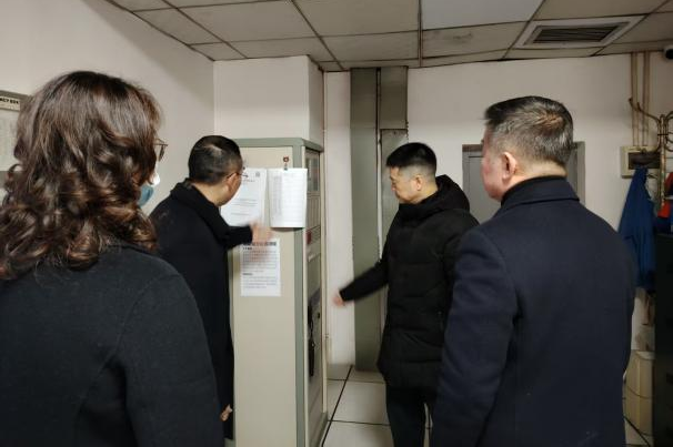 省尊龙凯时集团党委书记、董事长游勇检查督导春节安全生产并看望慰问干部员工